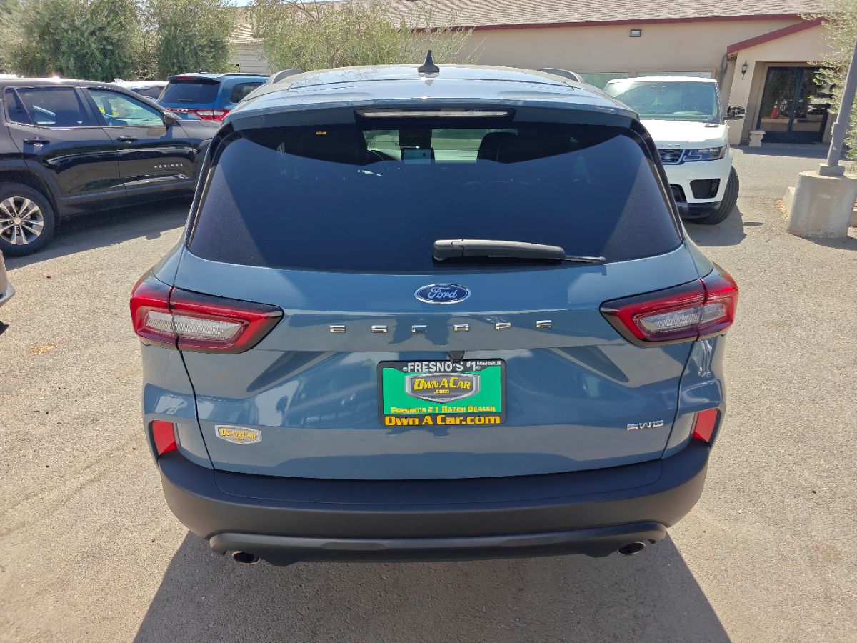 Ford Escape photo 11