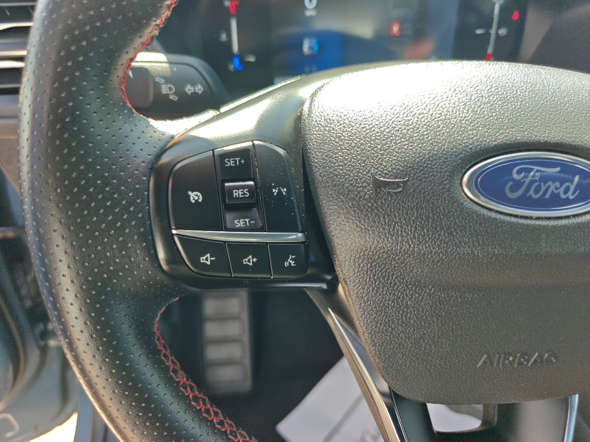 Ford Escape photo 26