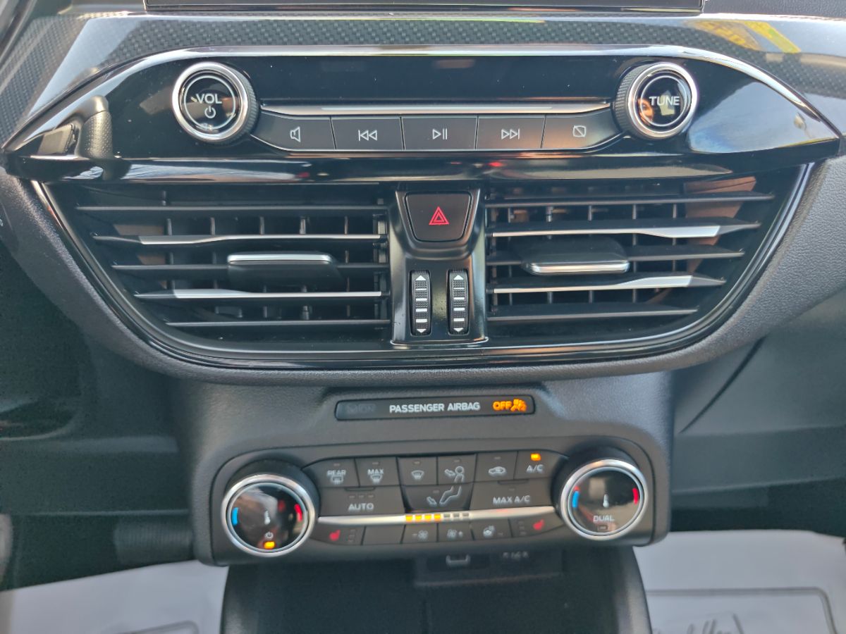 Ford Escape photo 31