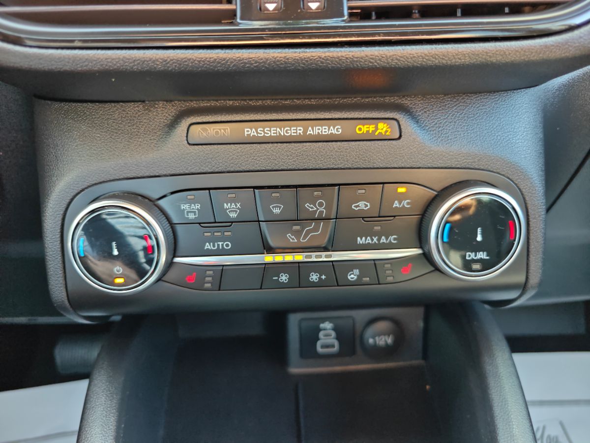 Ford Escape photo 32