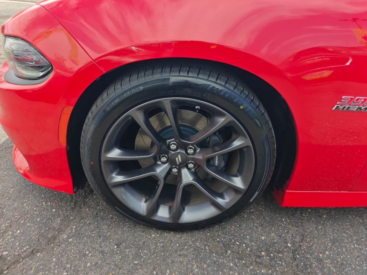 Dodge Charger photo 16
