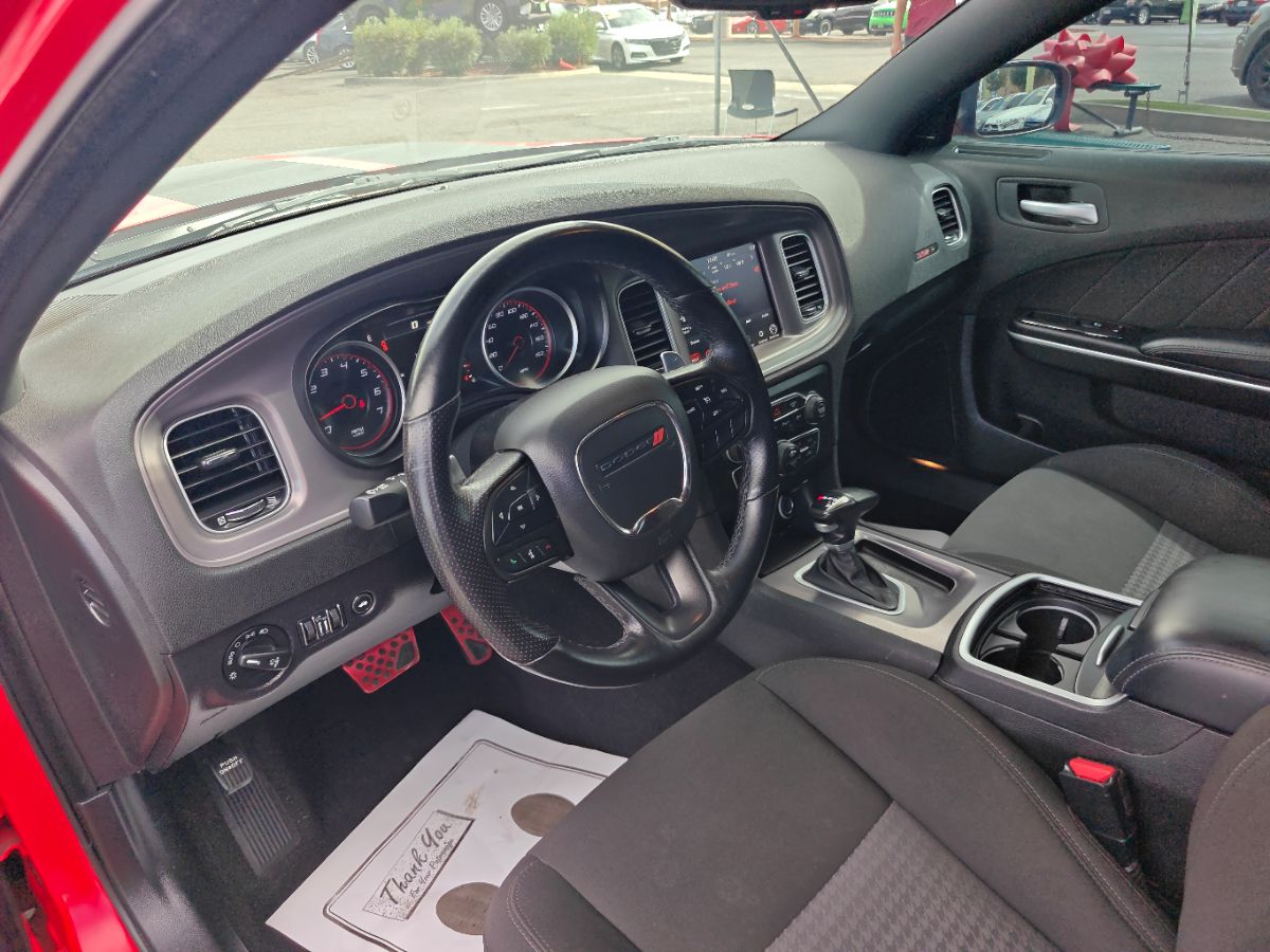 Dodge Charger photo 23