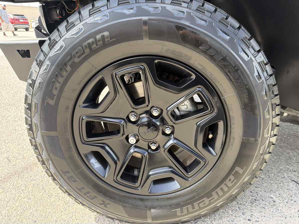 Jeep Wrangler photo 5