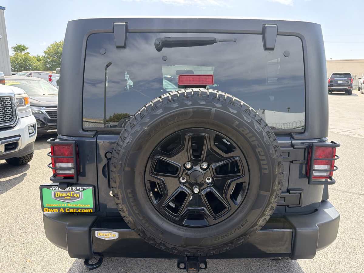 Jeep Wrangler photo 9
