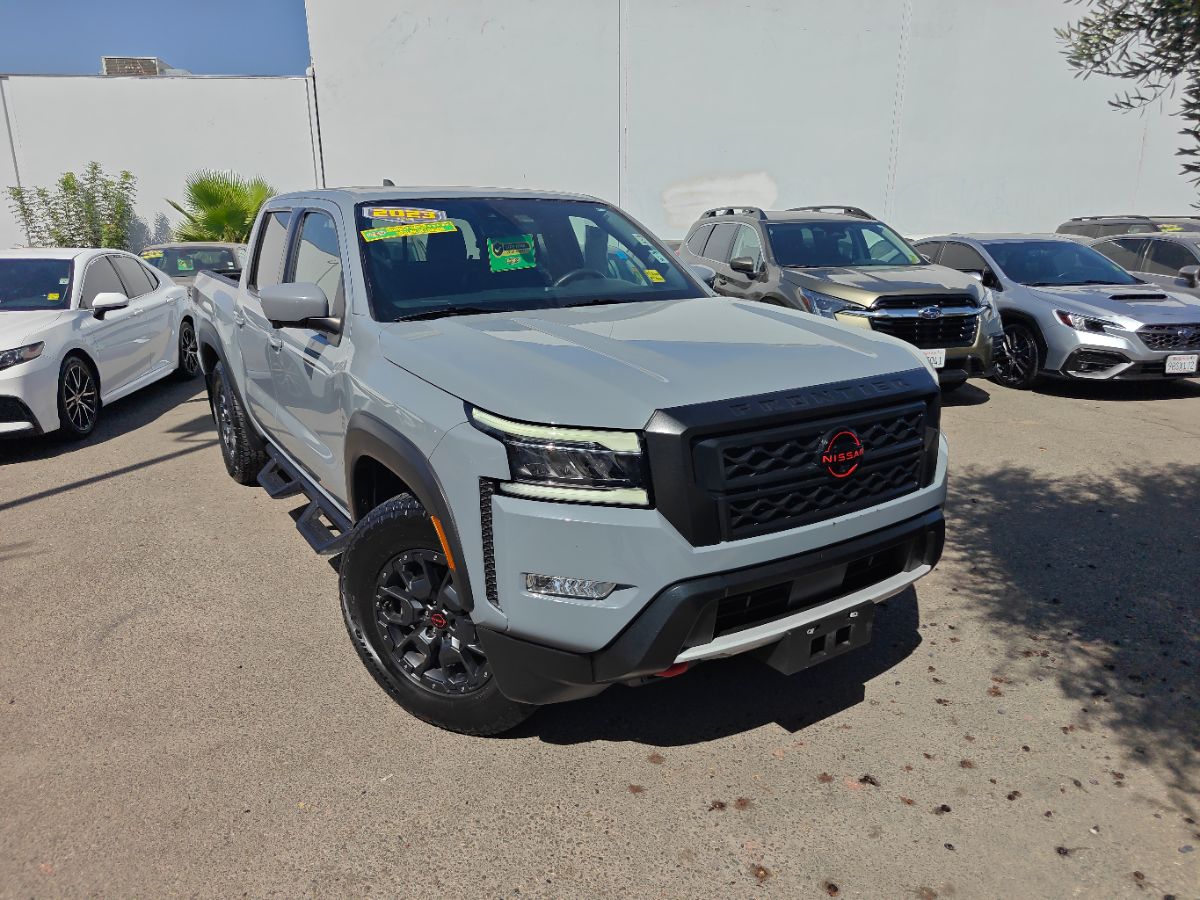 Nissan Frontier photo 3