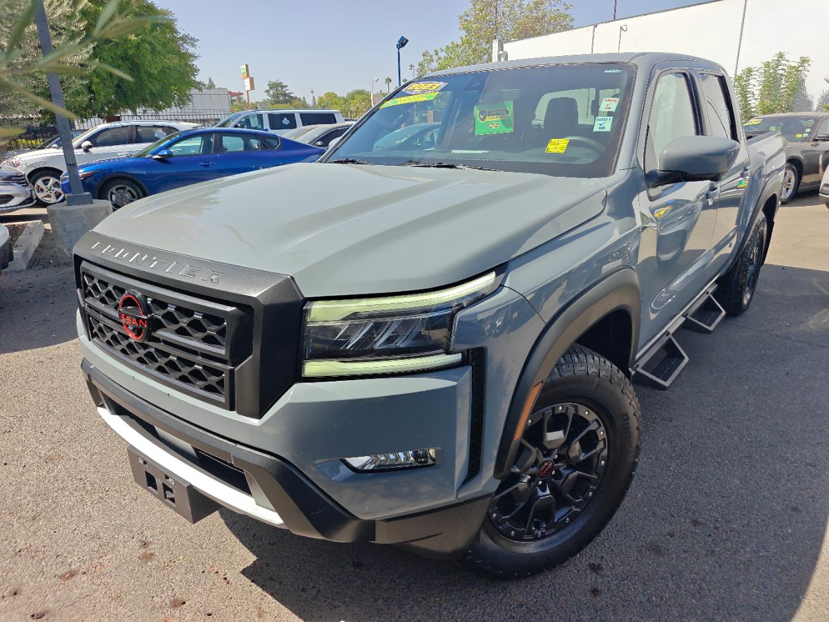 Nissan Frontier photo 4