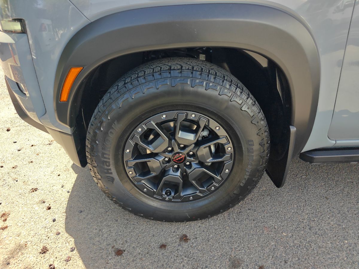 Nissan Frontier photo 16