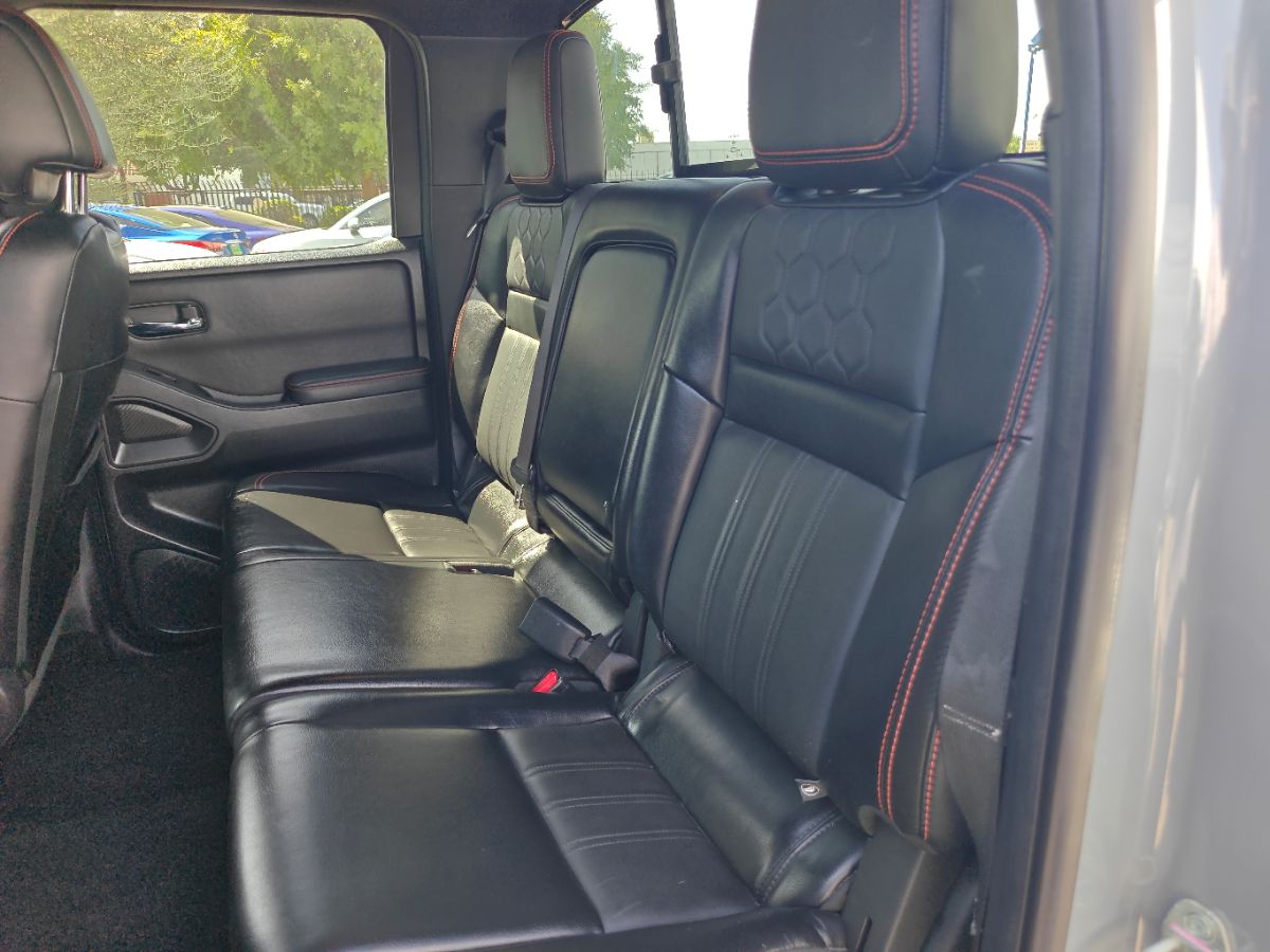 Nissan Frontier photo 17