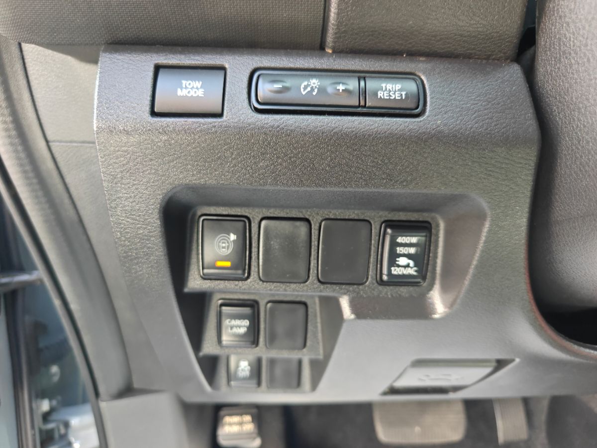 Nissan Frontier photo 26
