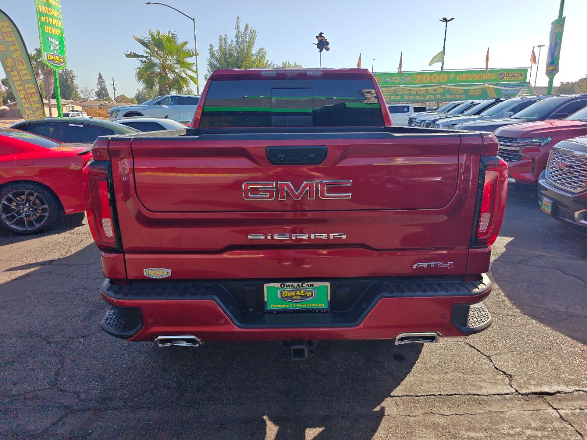 GMC Sierra photo 11