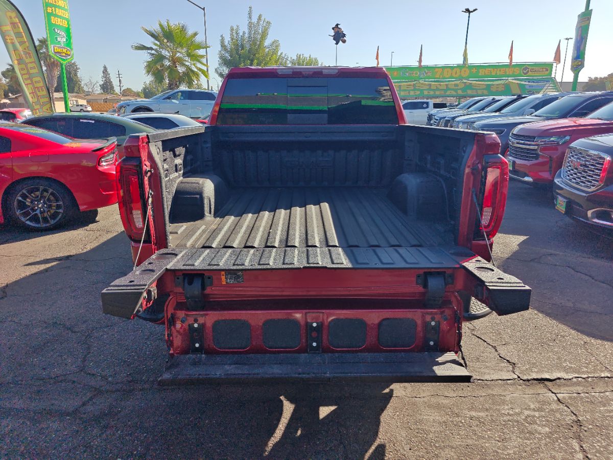 GMC Sierra photo 15