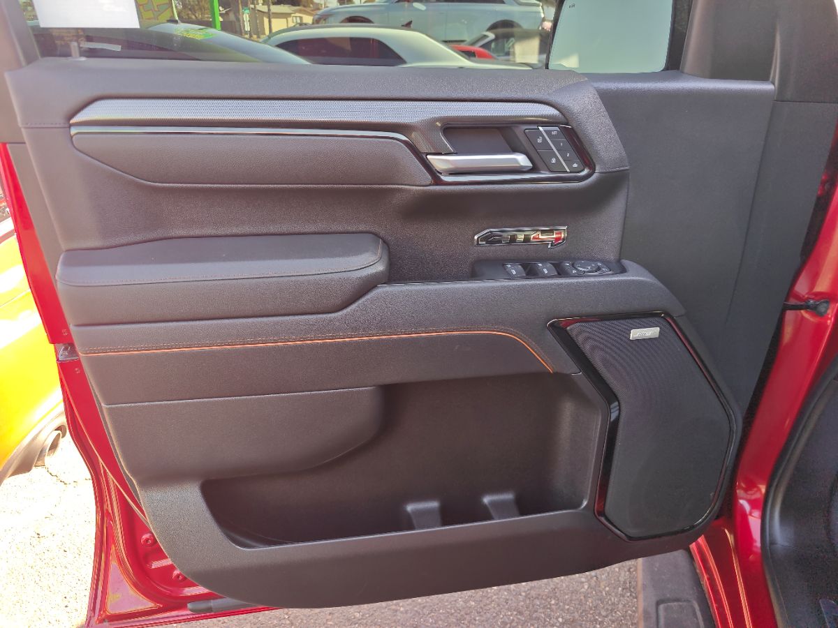 GMC Sierra photo 22