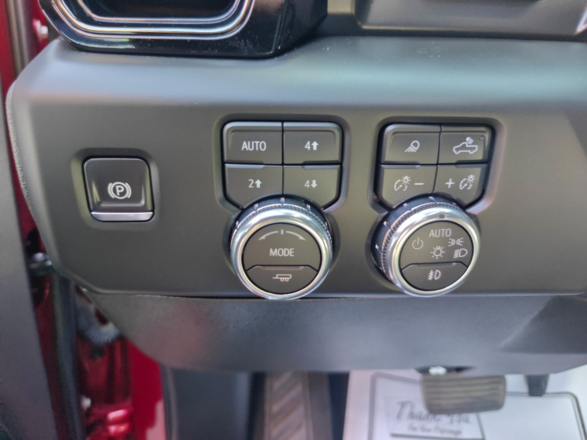 GMC Sierra photo 28
