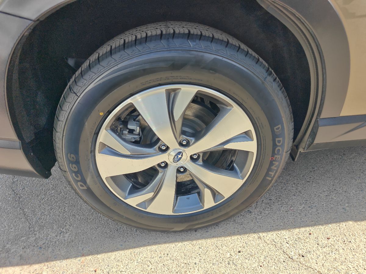 Subaru Ascent photo 9