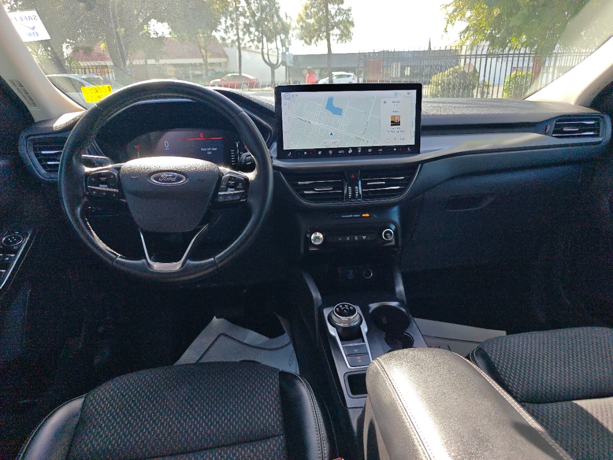 Ford Escape photo 20