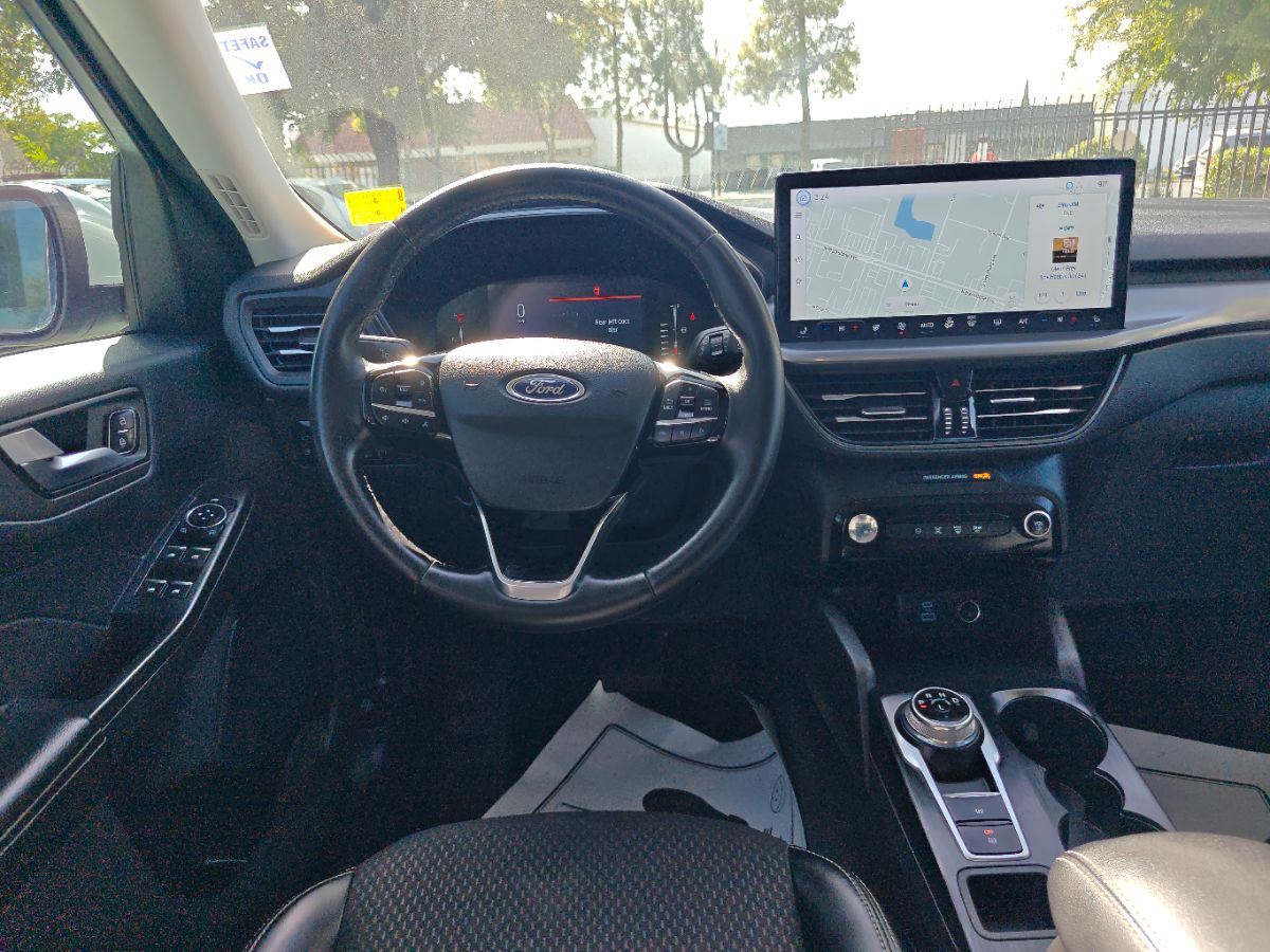 Ford Escape photo 21