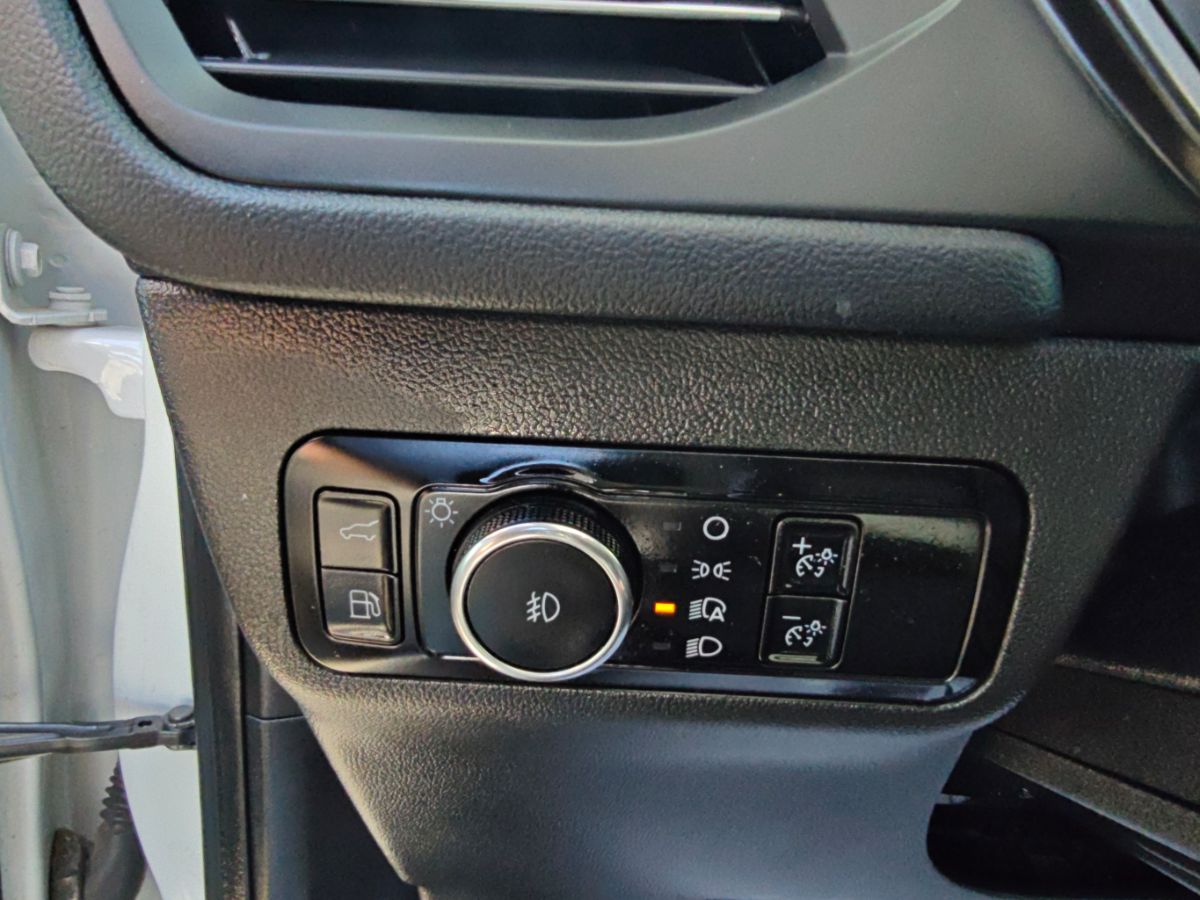 Ford Escape photo 25