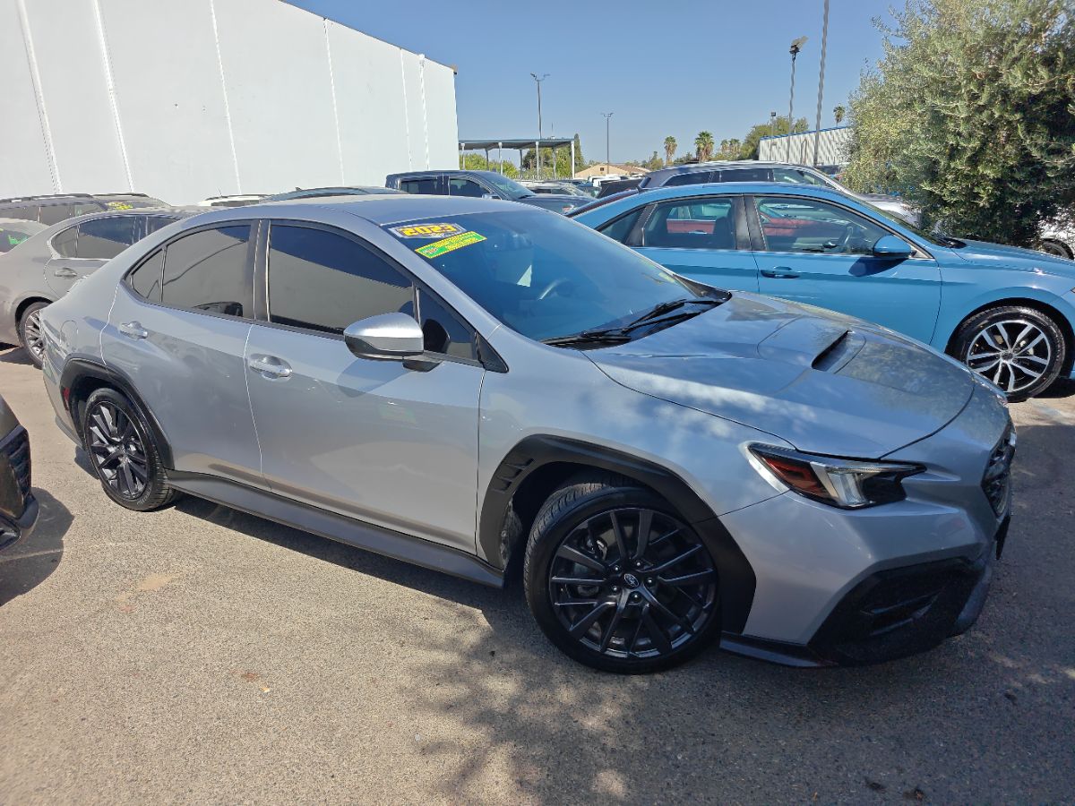 Subaru WRX photo 2