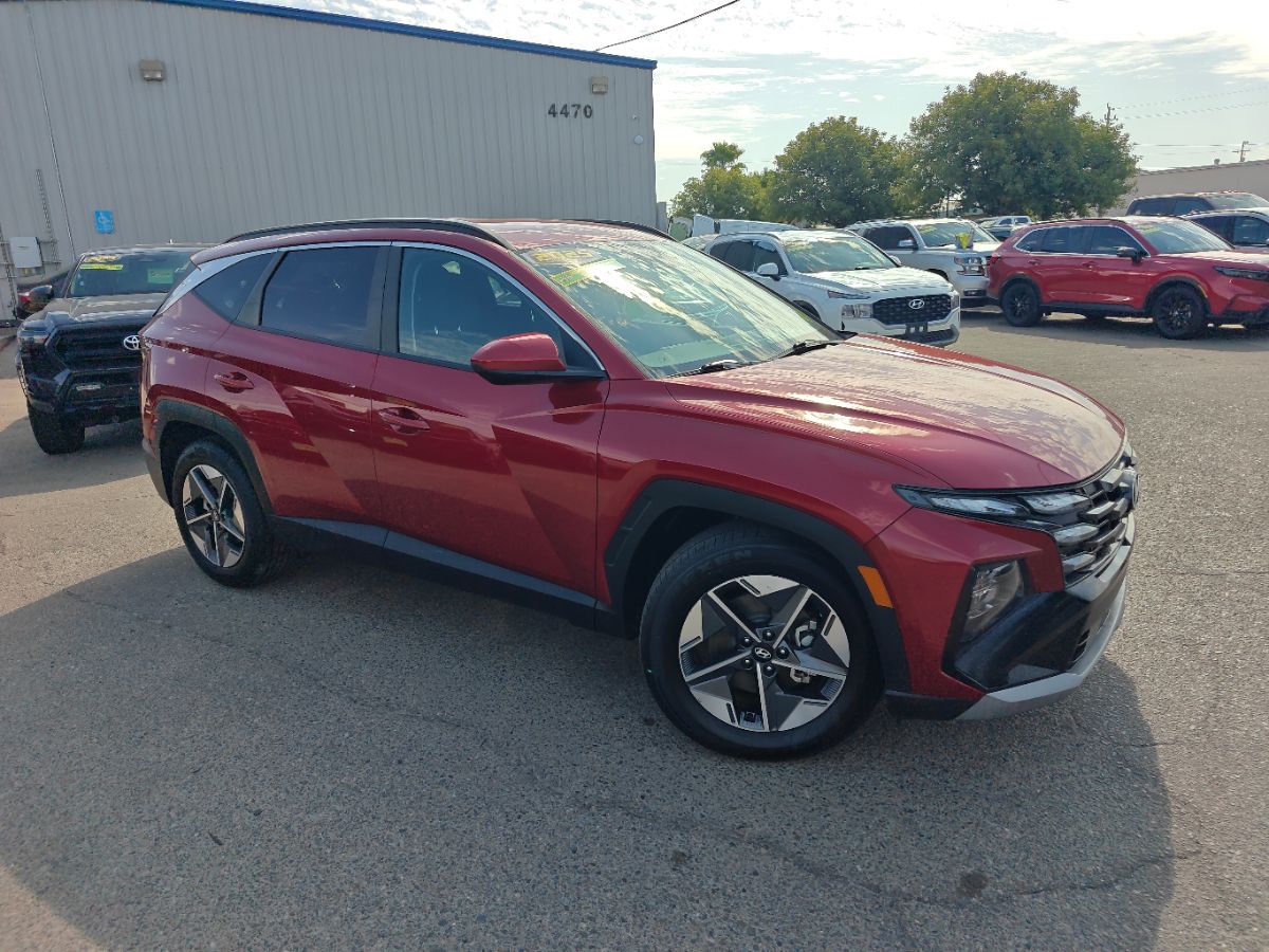 Hyundai Tucson photo 2