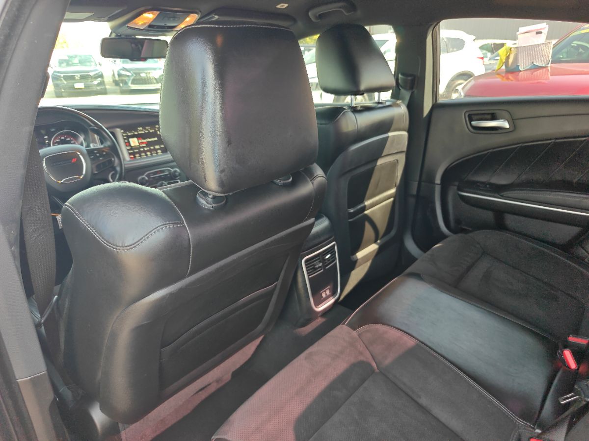Dodge Charger photo 18