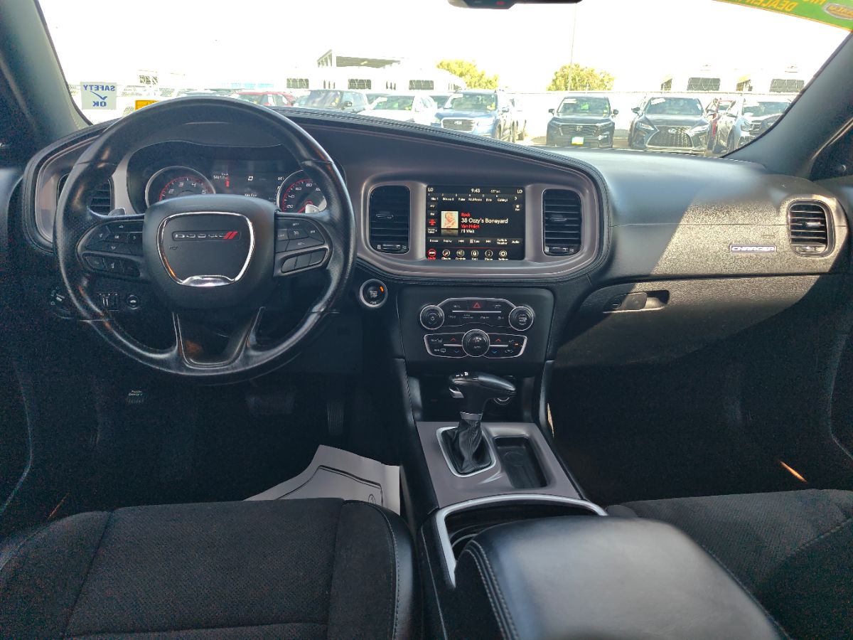 Dodge Charger photo 19