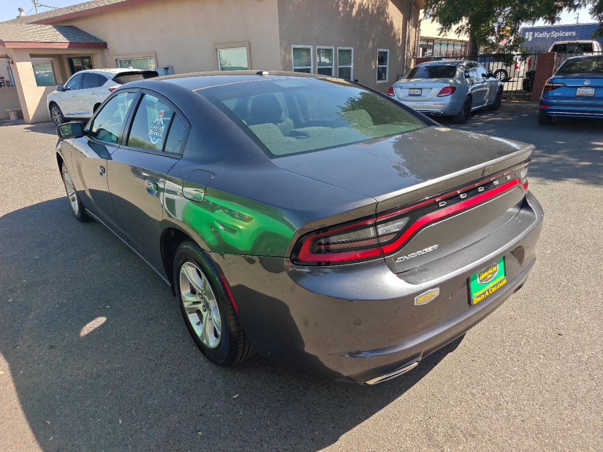 Dodge Charger photo 12