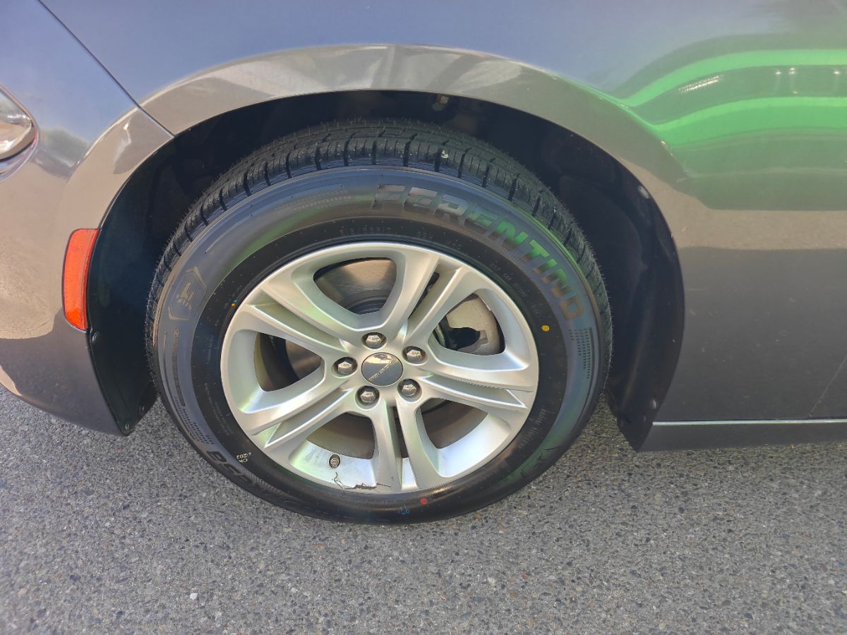 Dodge Charger photo 16