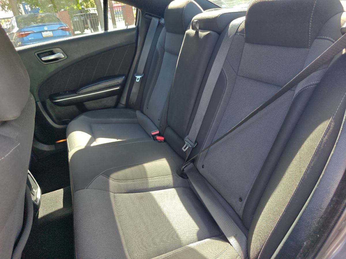 Dodge Charger photo 17