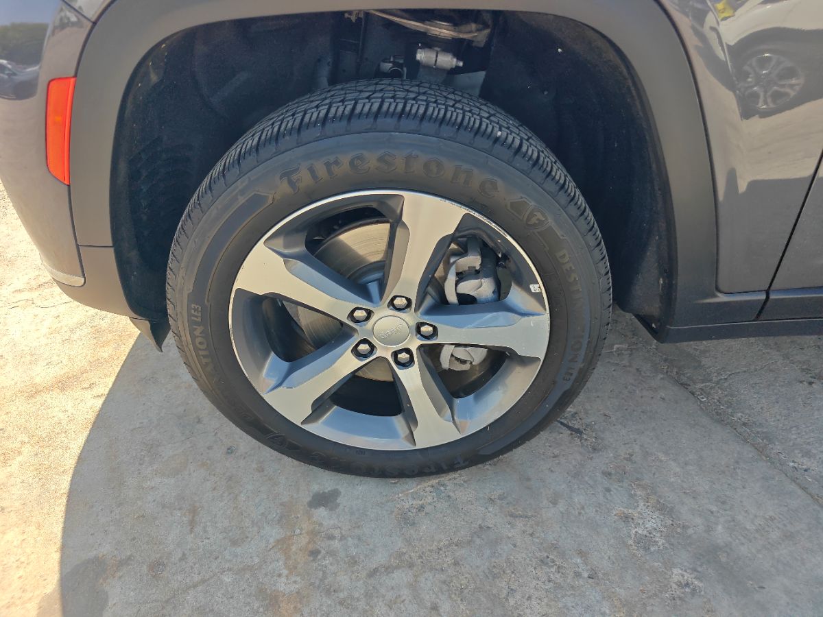 Jeep Grand Cherokee L photo 17