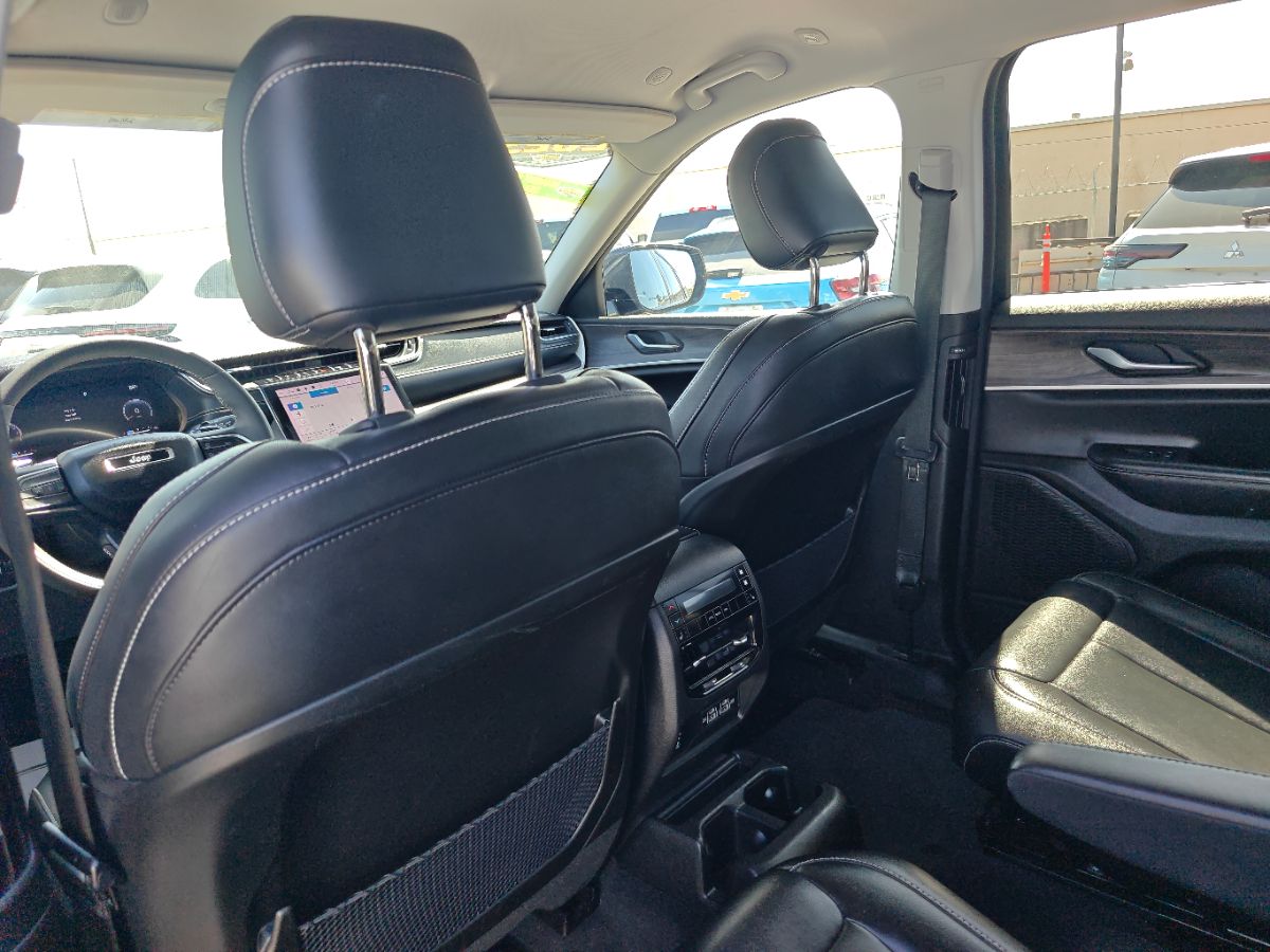 Jeep Grand Cherokee L photo 20