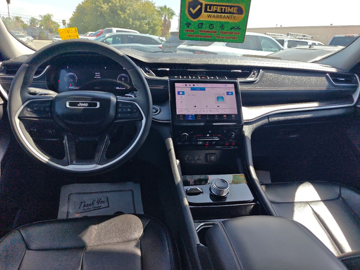 Jeep Grand Cherokee L photo 21