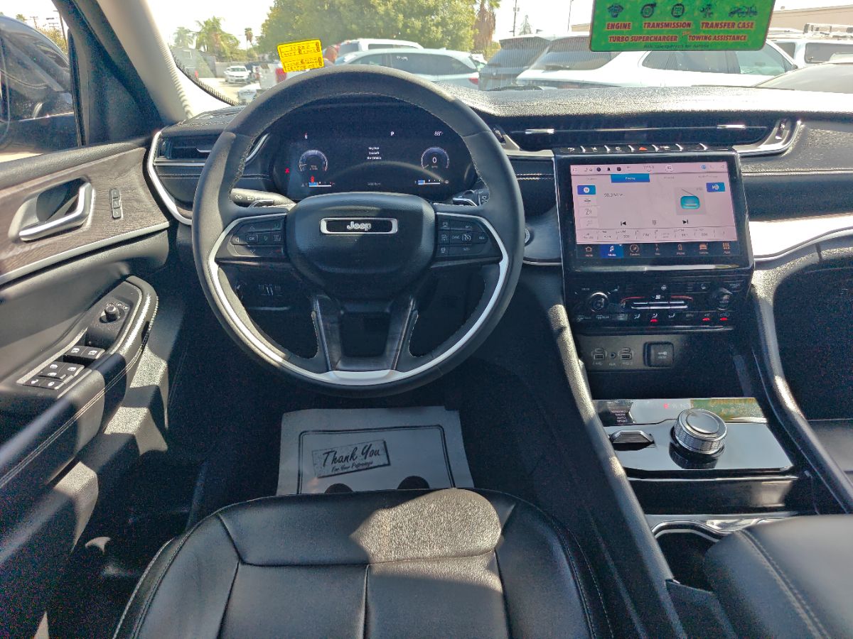 Jeep Grand Cherokee L photo 22