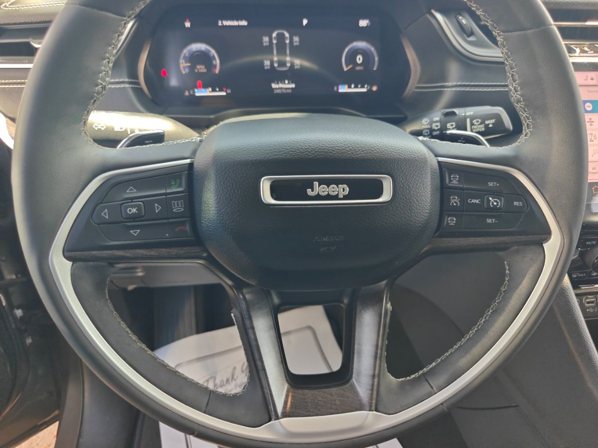 Jeep Grand Cherokee L photo 30