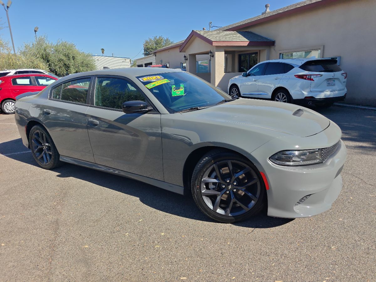 Dodge Charger photo 2