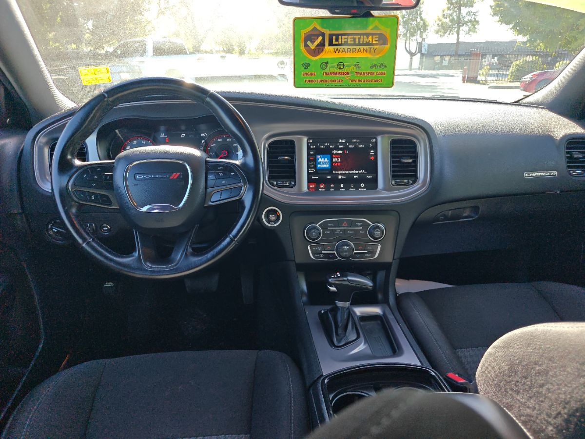 Dodge Charger photo 19