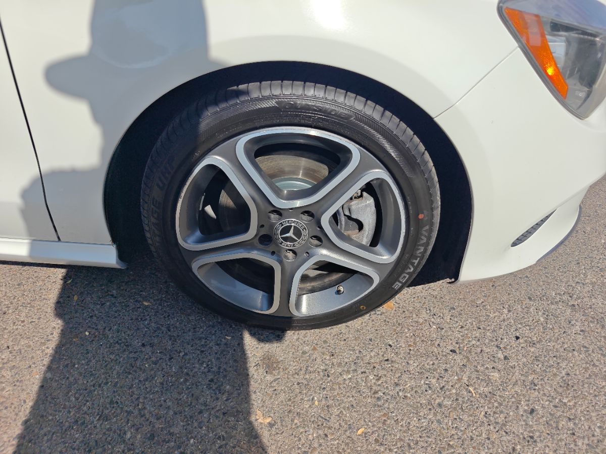 Mercedes-Benz CLA 250 photo 8