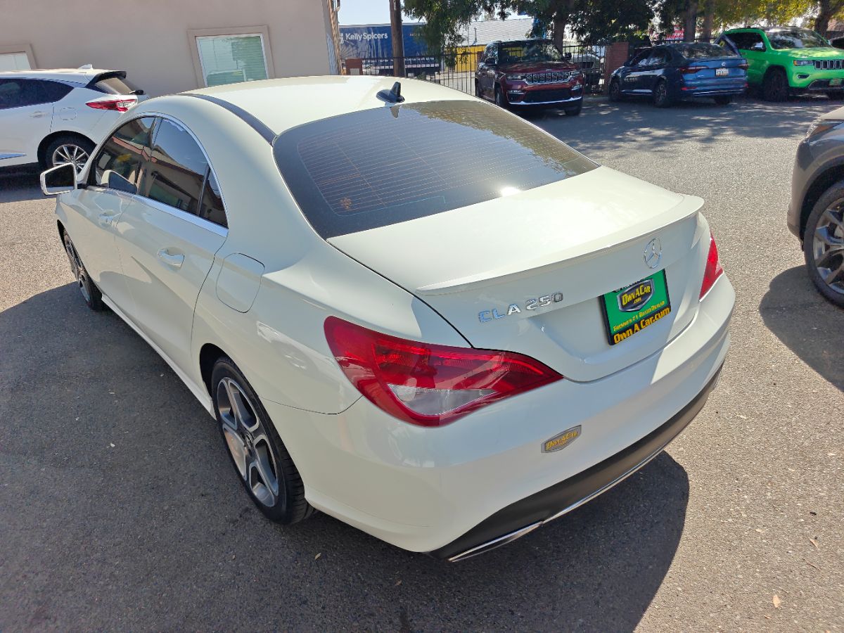 Mercedes-Benz CLA 250 photo 12