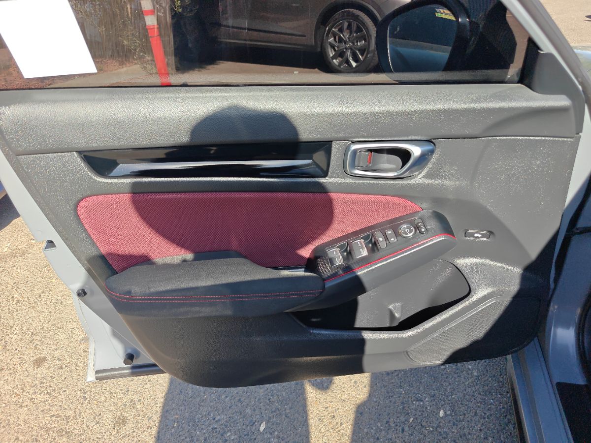 Honda Civic Si photo 21
