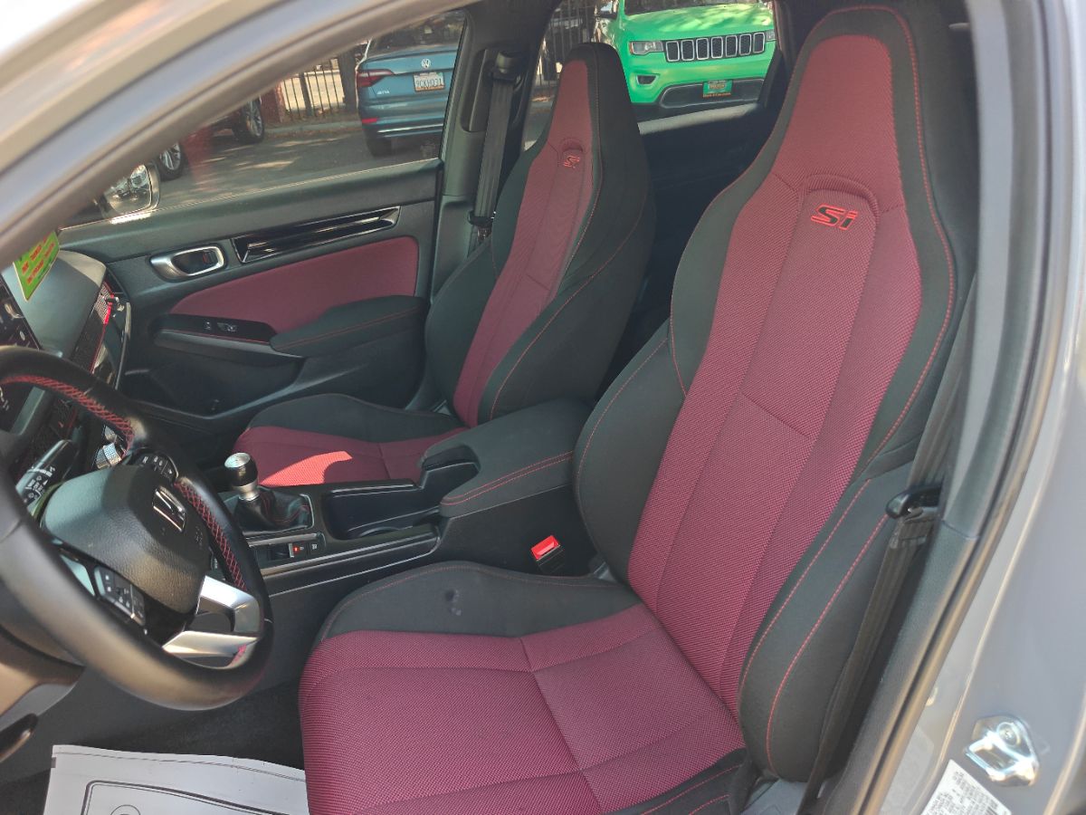 Honda Civic Si photo 22