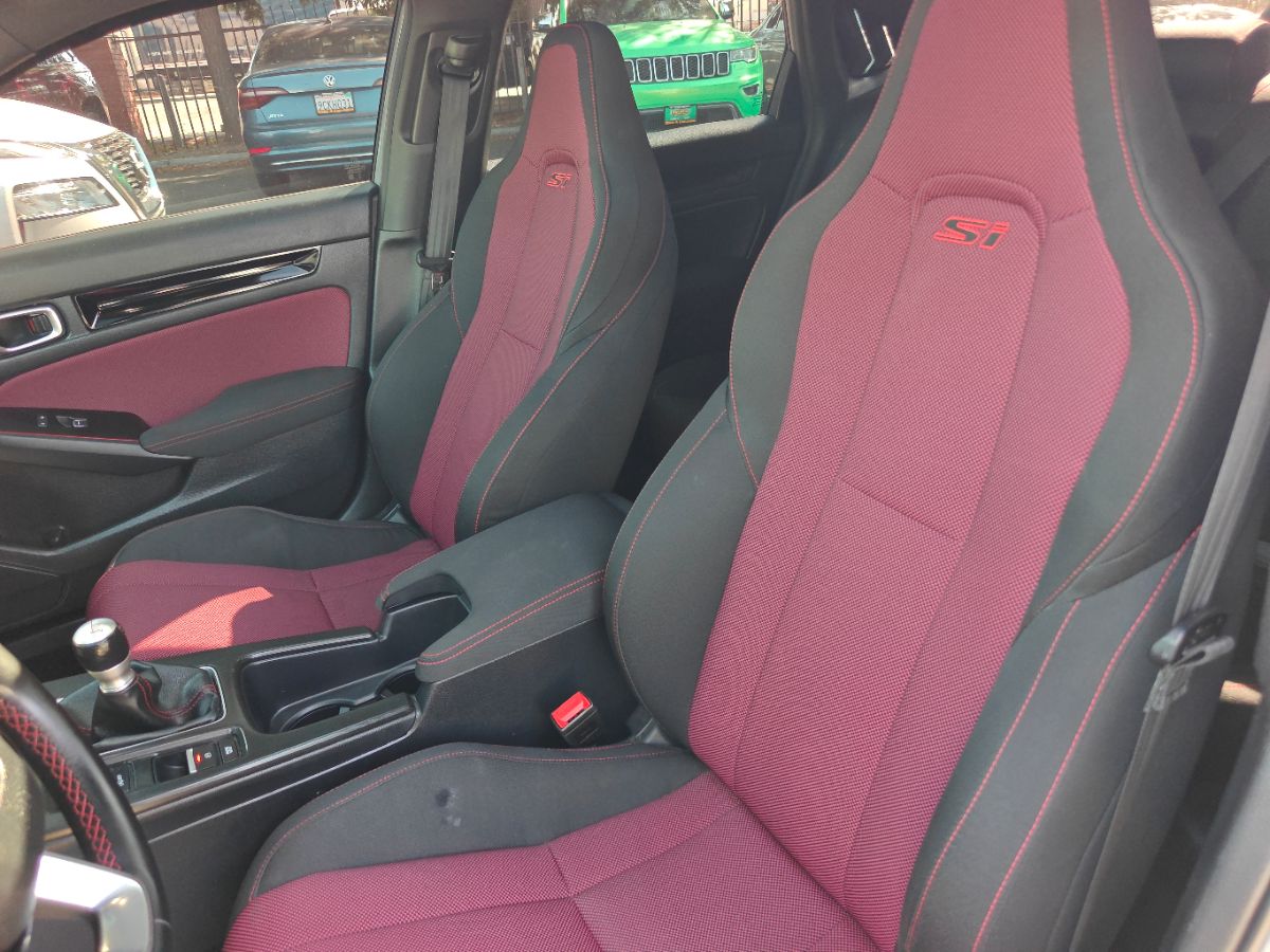 Honda Civic Si photo 24