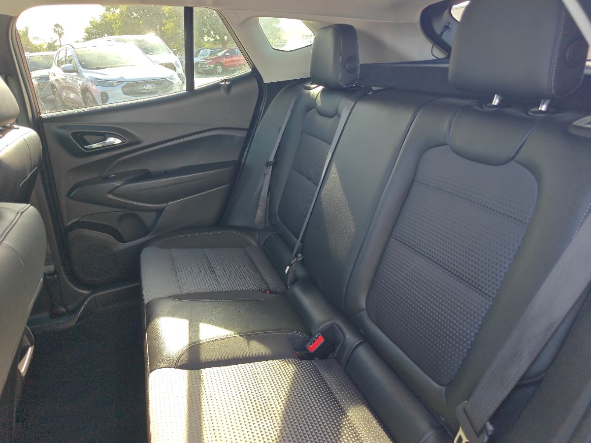 Chevrolet Trax photo 17
