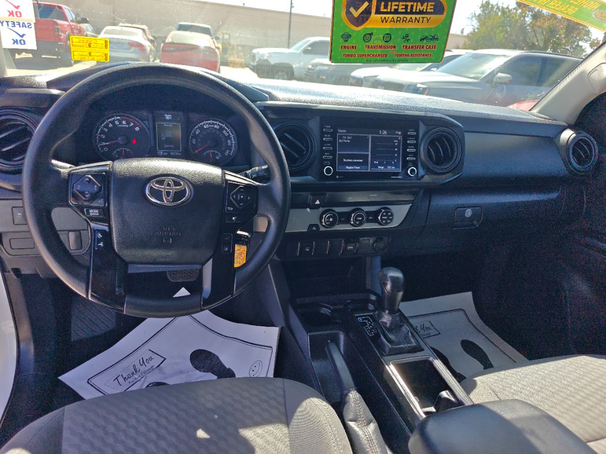 Toyota Tacoma photo 19
