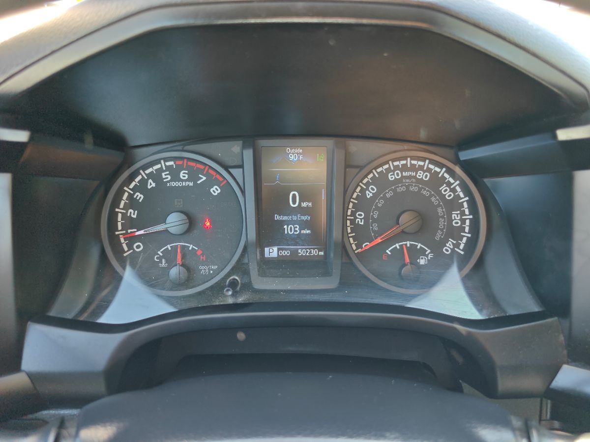 Toyota Tacoma photo 28