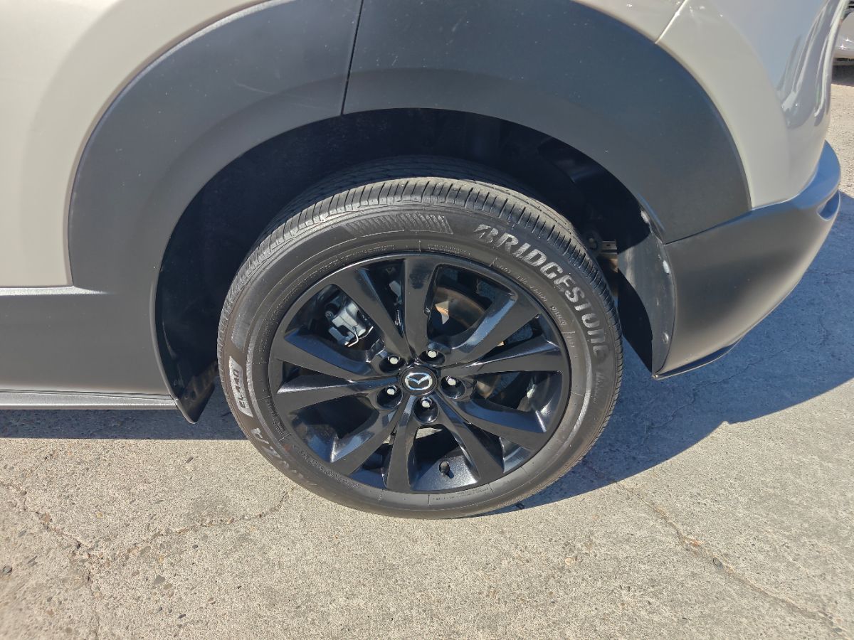 Mazda CX-30 photo 15