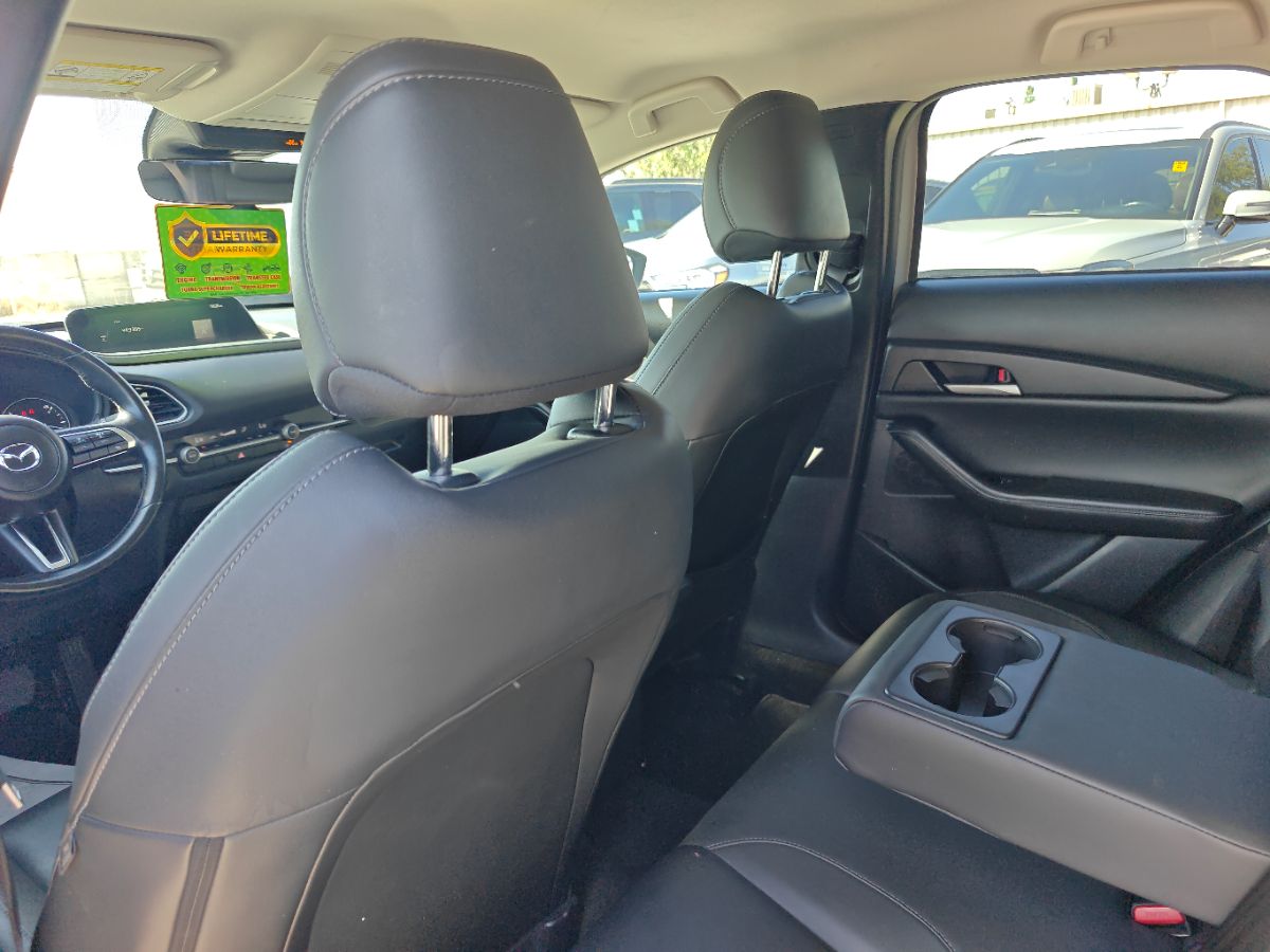 Mazda CX-30 photo 18