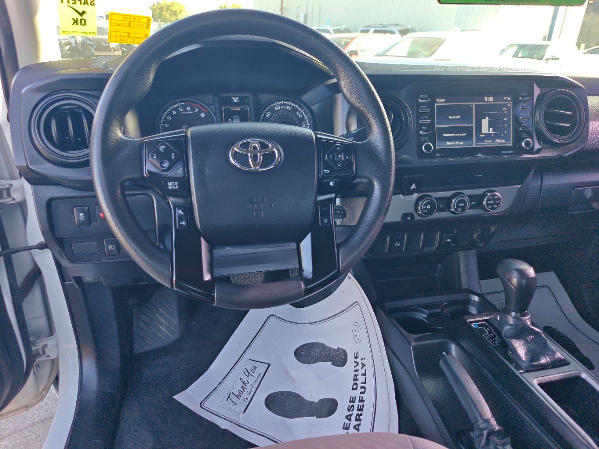Toyota Tacoma photo 19