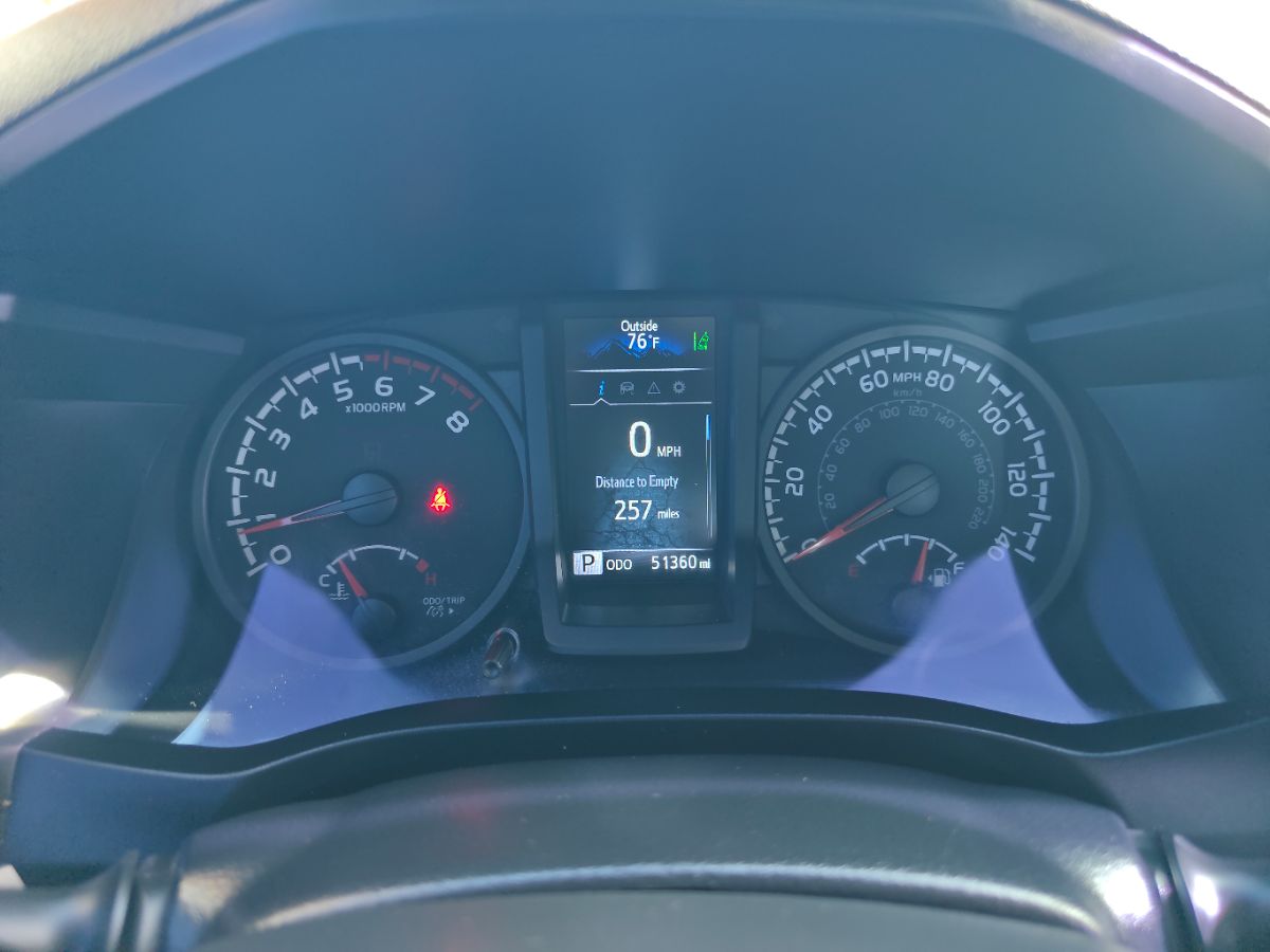 Toyota Tacoma photo 27