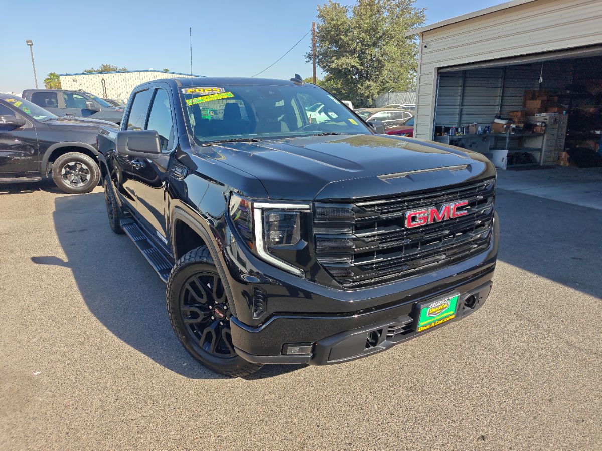 GMC Sierra photo 3