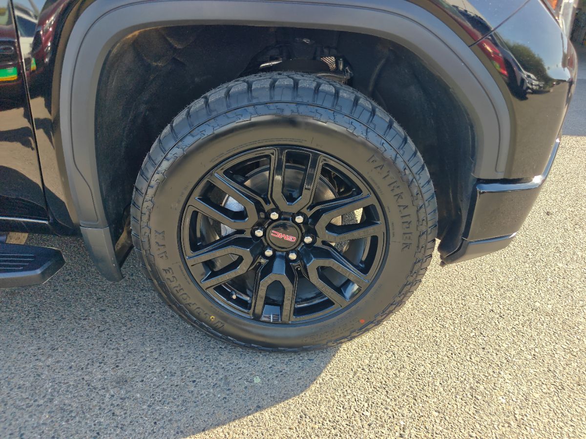 GMC Sierra photo 8