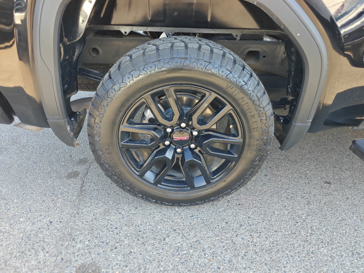 GMC Sierra photo 9